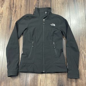 THE NORTH FACE APEX WINDBREAKER